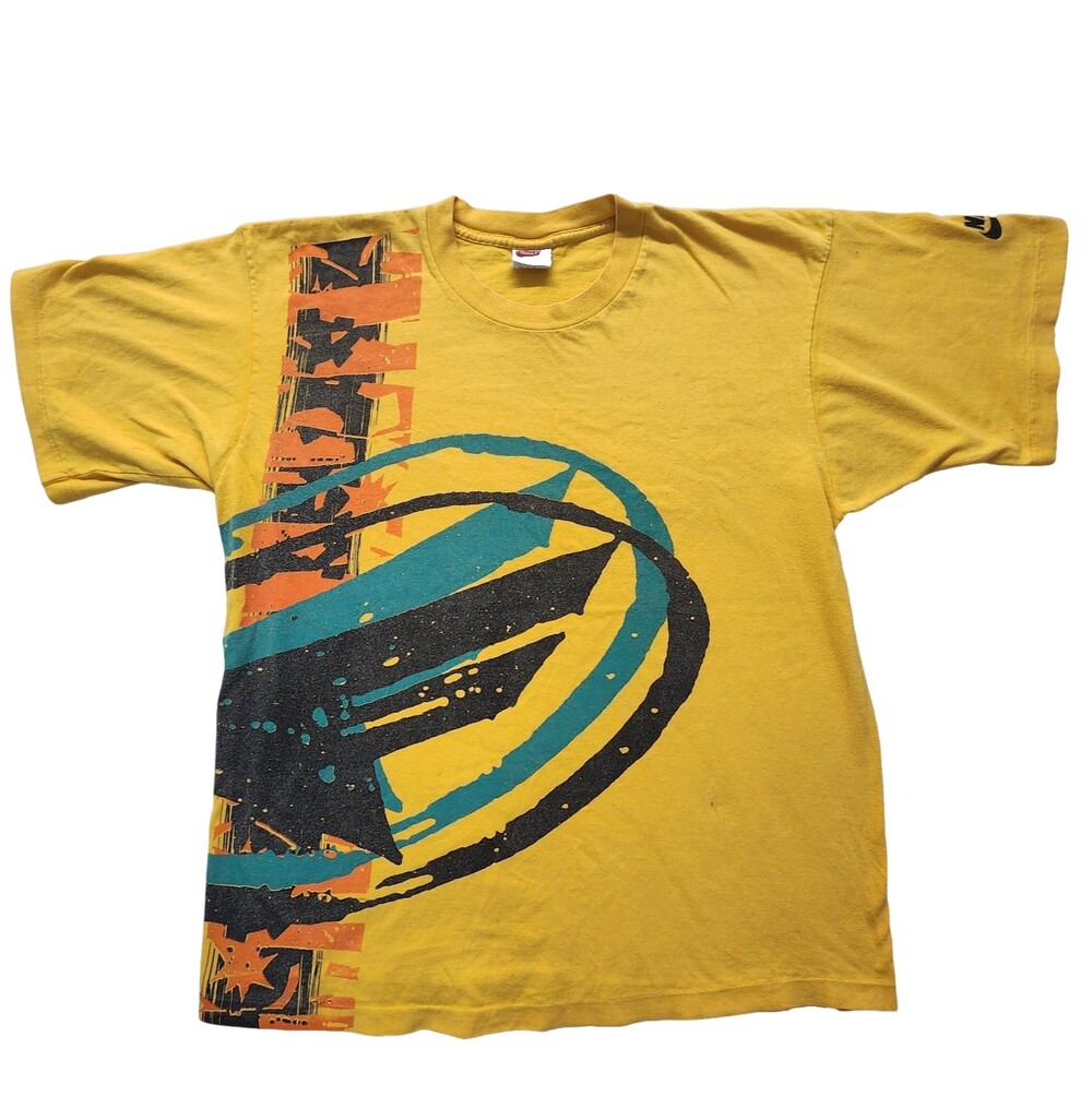 Vntg 90s Y2K Nike Mens T-Shirt Sz M Yellow Crew Neck Graphic Logo Single #2206